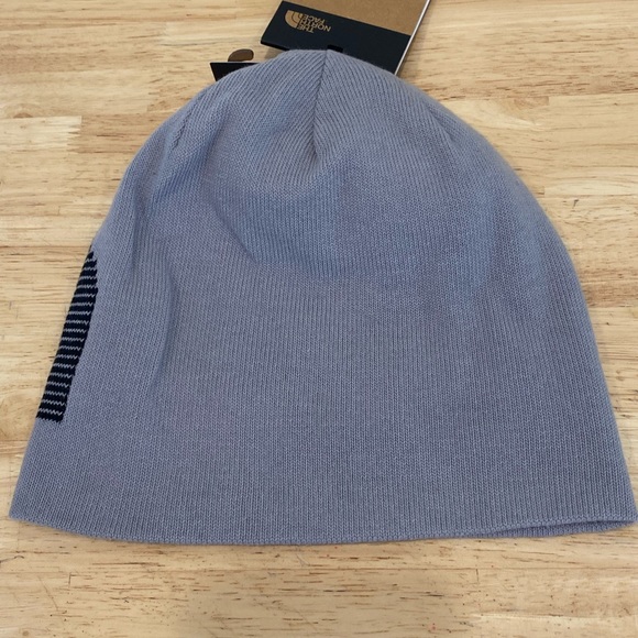 THE NORTH FACE Reversible Highline Beanie Hat Cap OS Light Grey NWT perfect - Picture 2 of 8